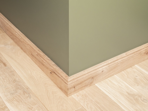 Solid Skirting Board Oak Rustic 20x130 unfinished 1,5-2,5m Hamburger, knots NOT filled - Copy